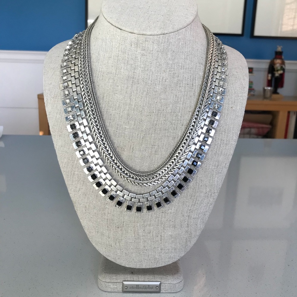 Stella & Dot Electra Statement Necklace